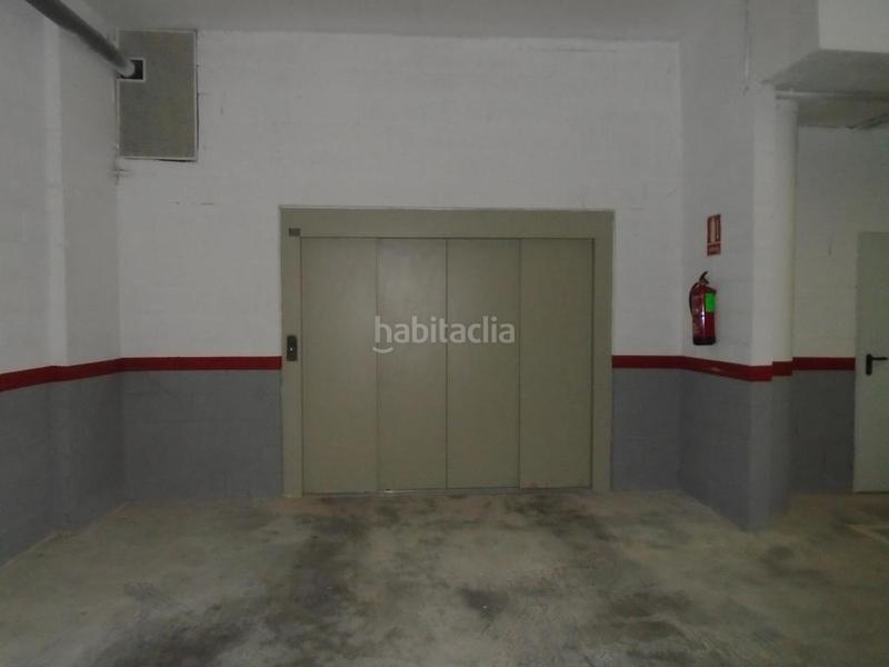 Foto 4dd5561a-0c2e-4a75-b645-82e40c74082a. Car parking in Avinguda Catalunya Sant Carles de la Ràpita