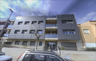 Aparcament cotxe  Ibiza. Solvia inmobiliaria  garaje benicarló