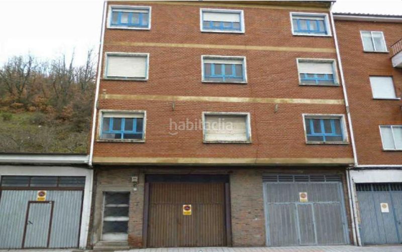 Foto 0eff7ab1-b7c6-4ebf-b9f1-8a642d2dc907. Local comercial a Guardo