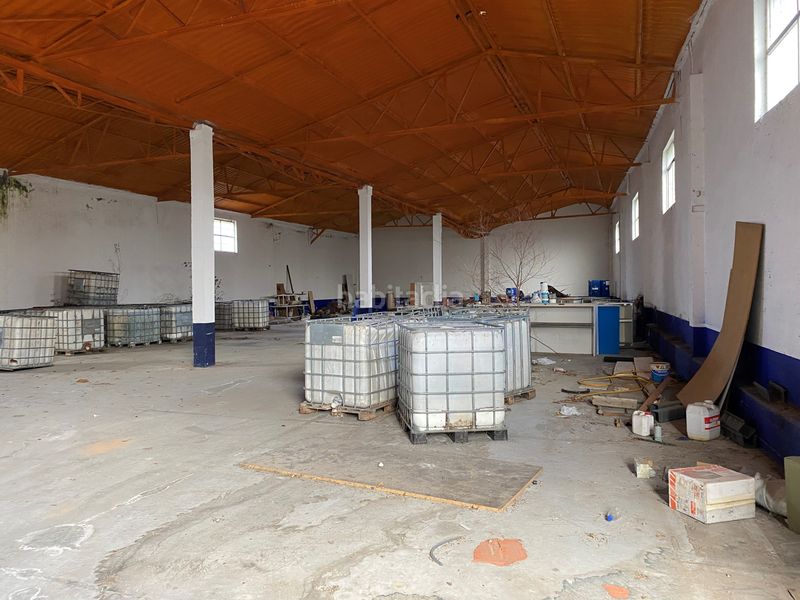 Foto f581c8aa-8ae3-4482-9a9f-fc2eec00d922. Nau industrial a Xinzo de Limia
