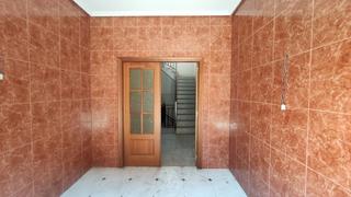 Local commercial  C/ villafranca. Solvia inmobiliaria  locales cacabelos
