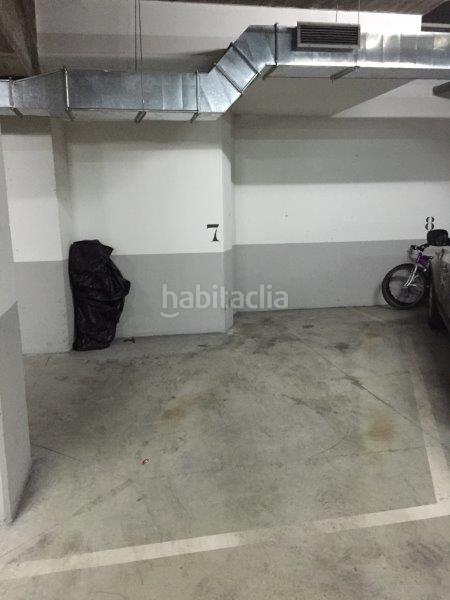 Foto ef46aad3-9f65-4472-8496-0bb5e9975b31. Aparcament cotxe a Casco Histórico Oviedo