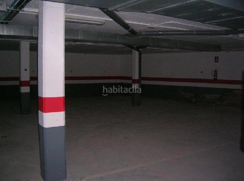 Foto 5312d734-98a7-4834-b7fe-d1d3a12d1430. Parking coche solvia inmobiliaria garaje en Girón Valladolid