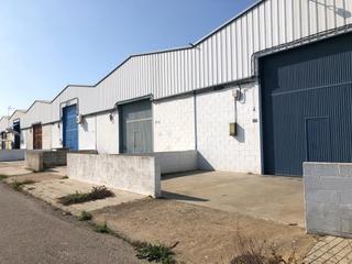 Bâtiment à usage industriel  C/ fortiz. Solvia inmobiliaria  nave industrial huelva