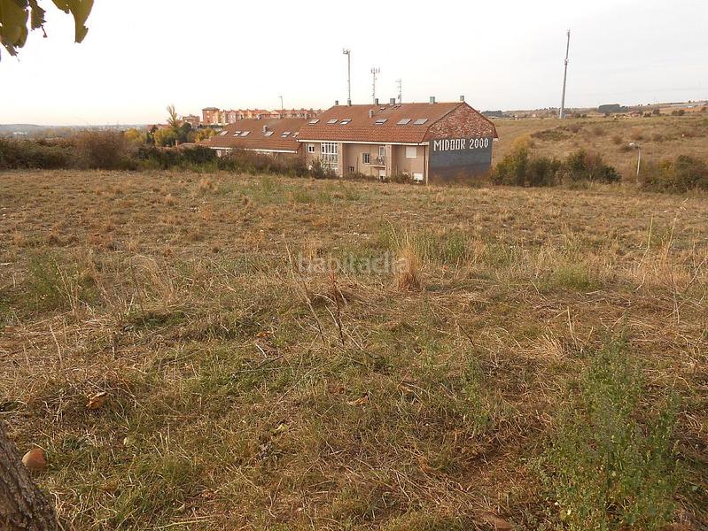 Foto 7d16da0d-5025-4b4f-94fc-1ef358f77033. Fondo rustico in Villaquilambre