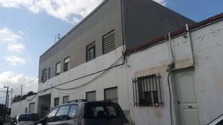 Aparcament cotxe  Aurora. Solvia inmobiliaria  garaje níjar