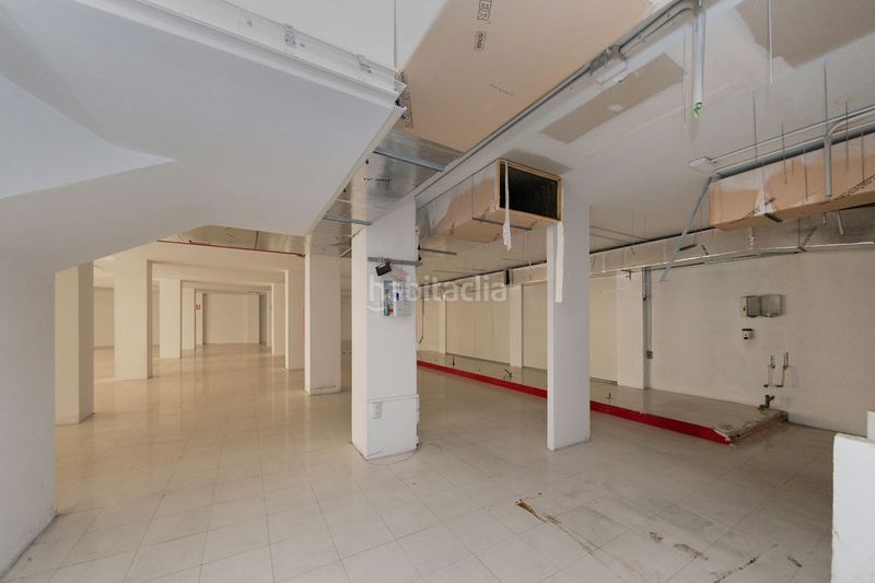 Foto 63e3c67d-f0bf-448a-8bd3-479b1b486508. Local comercial solvia inmobiliaria locales zubia la en Zubia (La)