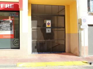 Aparcament cotxe  Sant jordi. Solvia inmobiliaria  garaje roda de barà