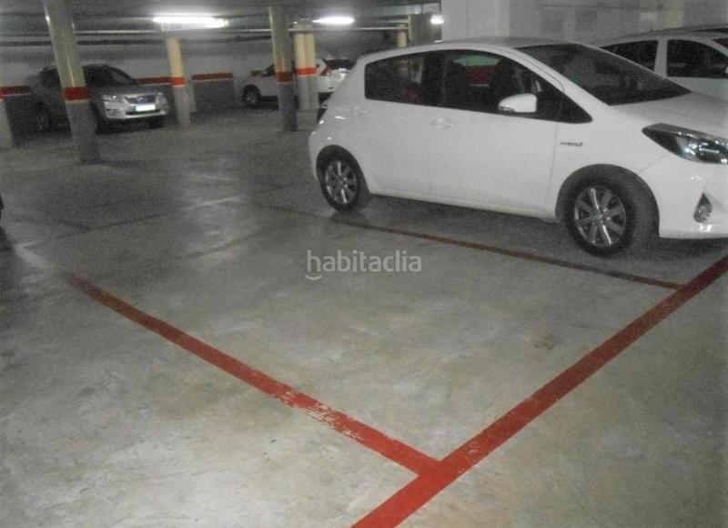 Foto bdfa8d44-268c-4f25-9a69-6c0ddc8408ea. Autoparkplatz in Poble Sec Igualada