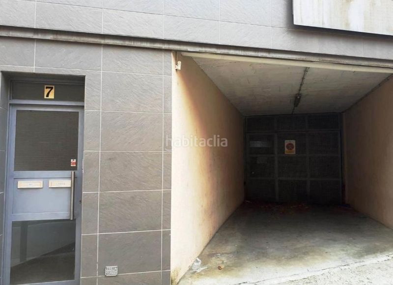 Foto 4fe5cbd9-2210-423c-9852-e1834ac2cc6d. Aparcament cotxe a Roc Blanc Terrassa