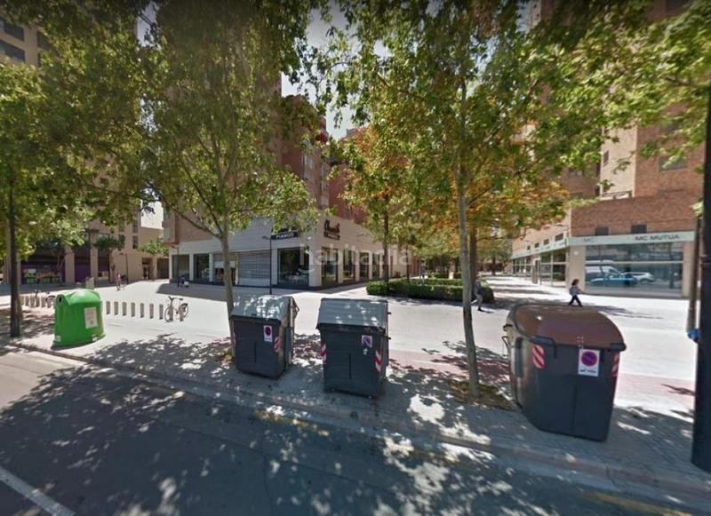 Foto 84940a3b-2350-4b27-8fc4-513a87526f62. Parking voiture dans Barrio de Campanar Valencia