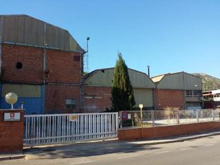Bâtiment à usage industriel  C/ onda. Solvia inmobiliaria  nave industrial ribesalbes