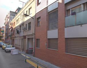 Aparcament cotxe  C/ pau casals. Solvia inmobiliaria  garaje santa perpètua de mogoda