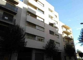 Aparcament cotxe  Antoni fabra i ribas. Solvia inmobiliaria  garaje reus