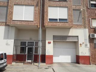 Aparcament cotxe  Art major de la seda. Solvia inmobiliaria  garaje xirivella