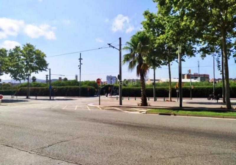 Foto 95308146-b47d-4be3-9c4e-fb19eb144bca. Aparcament cotxe a Poblenou Barcelona