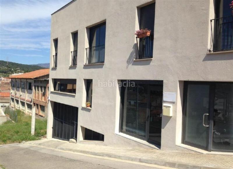 Foto 181b32a9-4b13-43da-be7e-d6cb749481c7. Parking coche solvia inmobiliaria garaje sentmenat en Barcelona