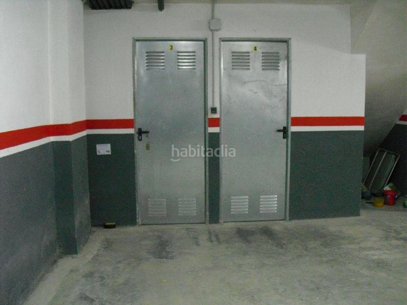 Foto a8d5794c-f488-44d4-a425-da5883f60261. Aparcament cotxe a Alcossebre