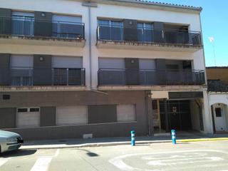 Car parking  Torroella. Solvia inmobiliaria  garaje palafrugell