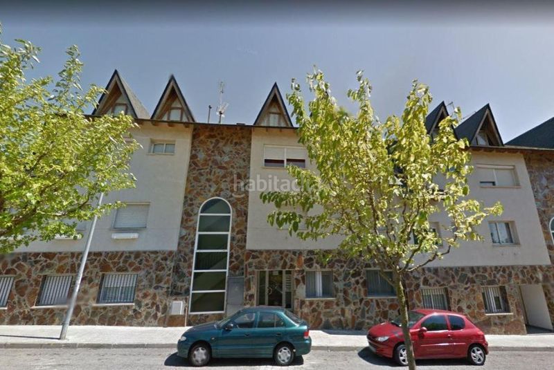 Foto cd8b4b4d-4ab7-46ee-9de8-cd9b662d4c28. Aparcament cotxe a Viladecavalls