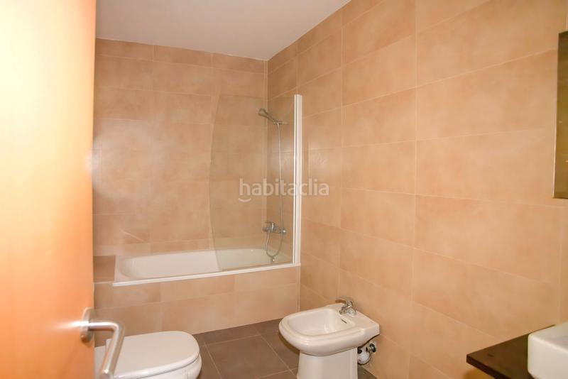 Foto f31324c0-a73e-4cc8-81de-3972ec2dd6b8. Parking coche solvia inmobiliaria garaje en Tàrrega