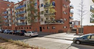 Autoparkplatz  C/ estoril. Solvia inmobiliaria  garaje barberà del vallès