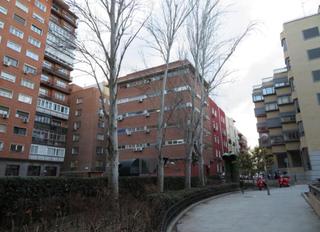 Parking coche  Vallehermoso. Solvia inmobiliaria  garaje madrid