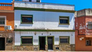 Xalet  C/ ubrique. Solvia inmobiliaria  casa algeciras