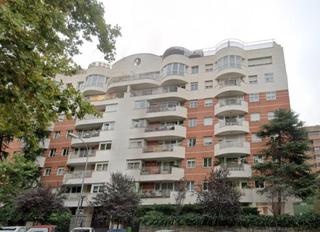 Aparcament cotxe  Costa brava. Solvia inmobiliaria  garaje madrid