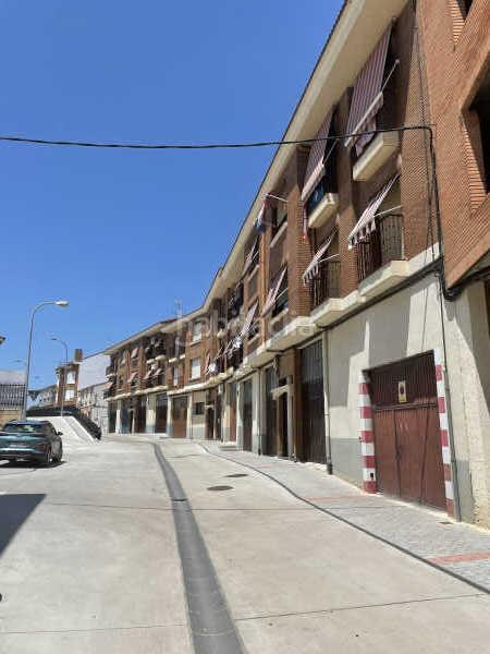 Foto ae549c2c-884b-478b-a012-024436bc54dc. Parking coche solvia inmobiliaria garaje en San Adrián