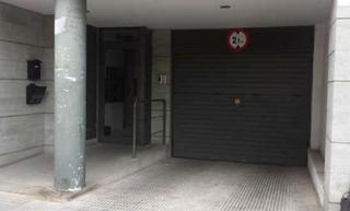 Aparcament cotxe  Verge de montserrat. Solvia inmobiliaria  garaje santa perpètua de mogoda