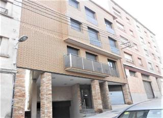 Aparcament cotxe  Saleses. Solvia inmobiliaria  garaje manresa