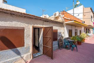 Chalet  C/ aulario -desamparados-. Solvia inmobiliaria  casa los desamparados