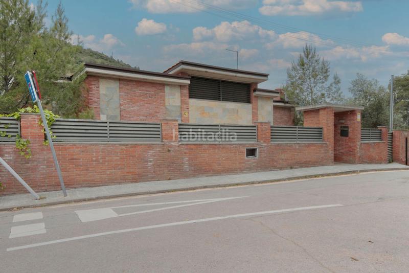 Foto 1161a265-3296-480f-a702-8275d93bcd41. Chalet solvia inmobiliaria chalet independiente en Castellar del Vallès