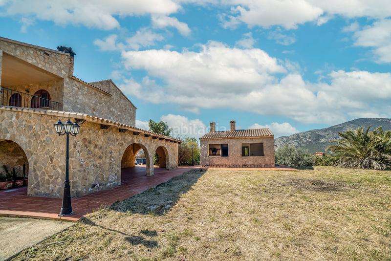 Foto b659d0a5-d716-49d0-ac3e-943be7b81235. Chalet dans Finestrat pueblo Finestrat