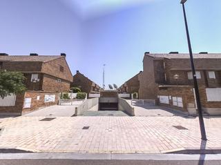 Maison jumelée  C/ ibón de ordiceto. Solvia inmobiliaria  chalet adosado zaragoza