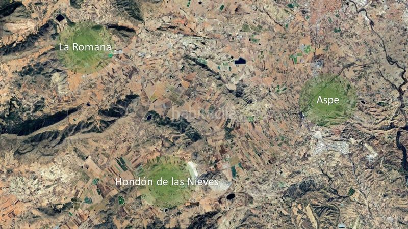 Foto 415ce1ae-4ce0-482a-b7d9-4c34cb7c7416. Finca rústica a Romana (la)