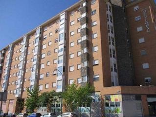 Parking coche  Avenida cerro milano. Solvia inmobiliaria  garaje madrid