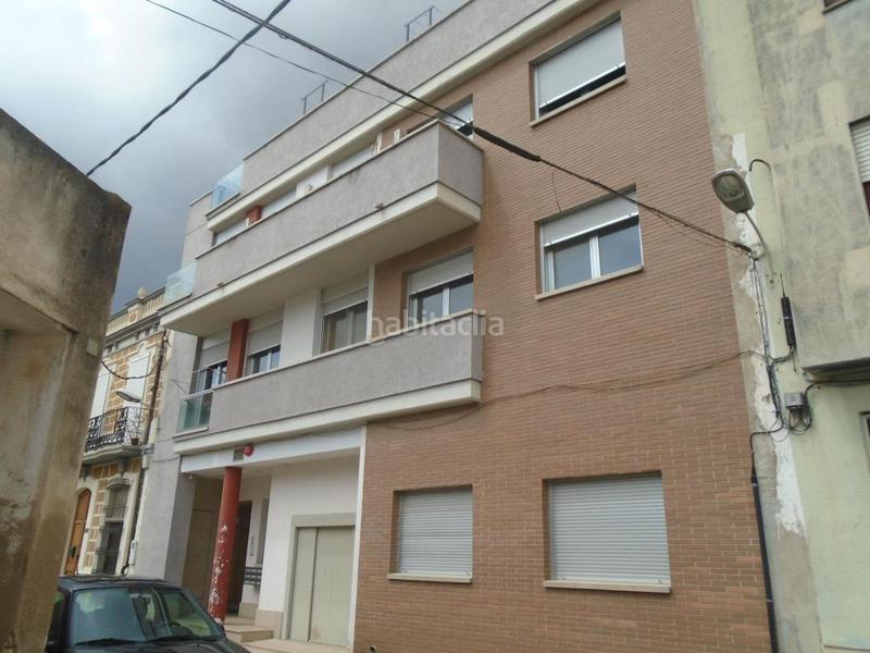 Foto dc578468-c323-4362-82c4-5701ea267978. Car parking in Santa Bàrbara