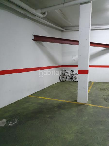 Foto 03ee30e9-c532-4a3f-9830-ce89203237e7. Parking voiture dans Utiel