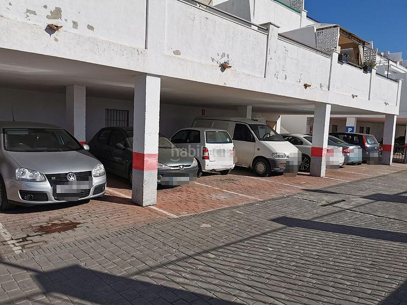 Foto d08124af-74e8-4652-a1f0-2b7a7502cf3f. Parking coche solvia inmobiliaria garaje en altos de Estepona Estepona