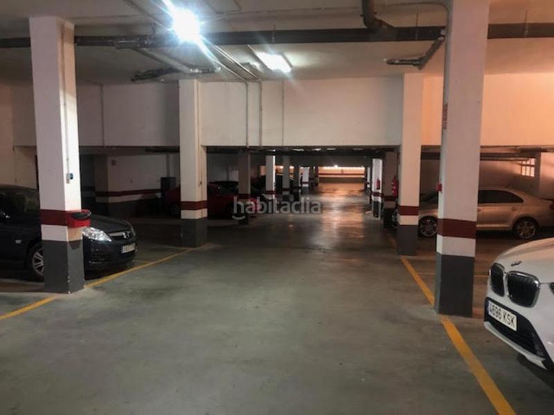 Foto 06c1038d-bbf0-4ece-898d-04eaf5ba4c27. Autoparkplatz in Aguadulce Norte Roquetas de Mar