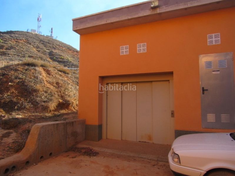 Foto e95ae28e-a720-45bf-8d0d-0878e0efa88f. Aparcament cotxe a Pedanías Teruel