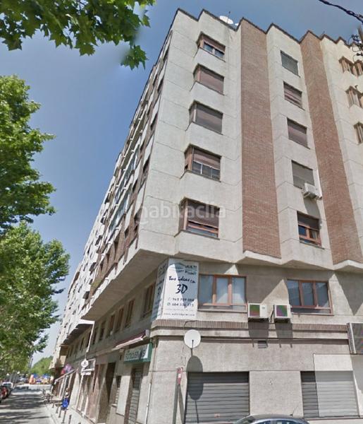 Foto 5b171e4e-e3f0-4f0d-b9cd-c7aca3b05e83. Car parking in Oliva pueblo Oliva