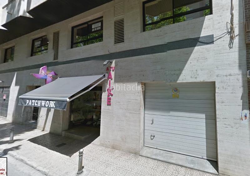 Foto d038da9f-05a1-418b-964d-19ce38ddc039. Car parking in Oliva pueblo Oliva