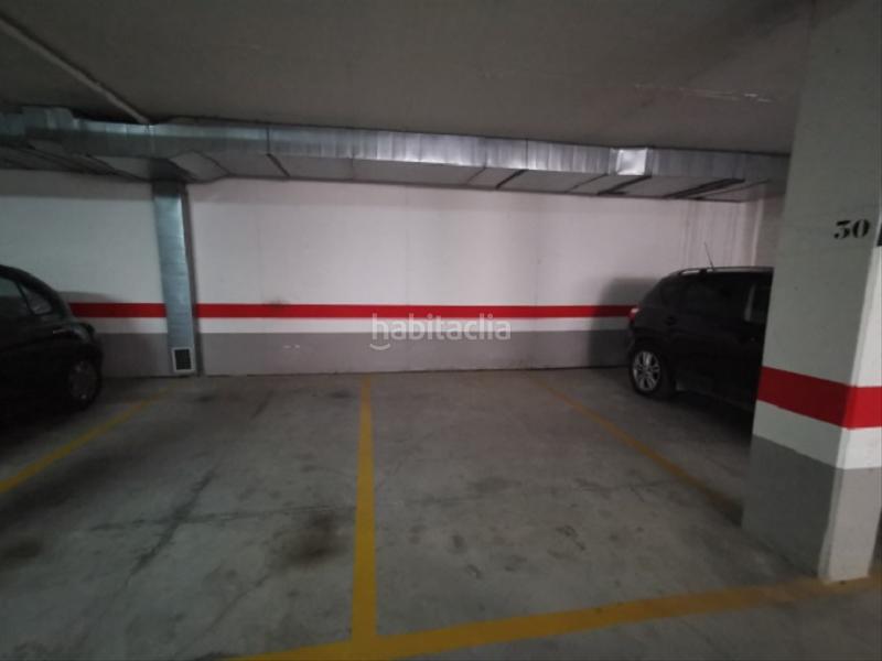 Foto aae3ee40-440c-4da1-9345-824eb82339bf. Aparcament cotxe a Cuarte de Huerva