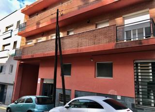 Aparcament cotxe  Bruc. Solvia inmobiliaria  garaje badalona