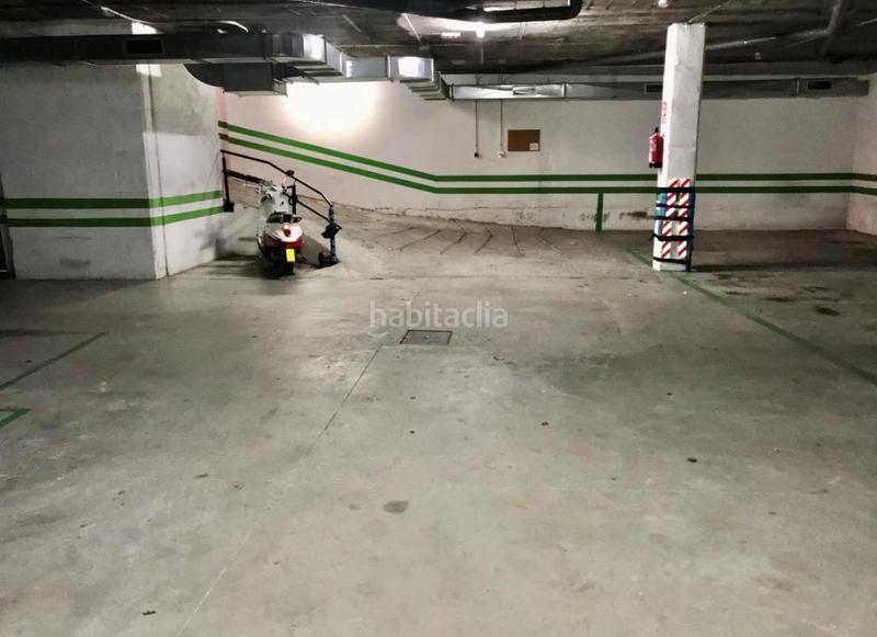 Foto eb83eaf6-763a-4d99-8b46-8efcef455523. Parking coche solvia inmobiliaria garaje en Bufalà Badalona