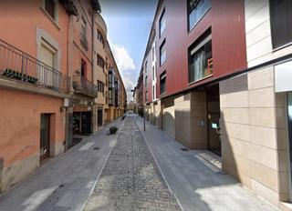 Aparcament cotxe  Sant joan. Solvia inmobiliaria  garaje manlleu