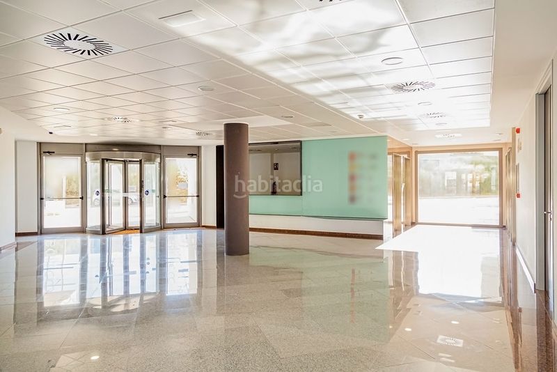 Foto 16b01caf-0ef9-46a9-bd3a-5960bb1e0795. Aparcament cotxe a Garrapinillos Zaragoza